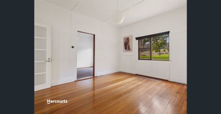 Country Family Home - Photo 4