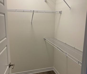 For Lease - 899 Ash Gate, Milton, Ontario - Photo 3