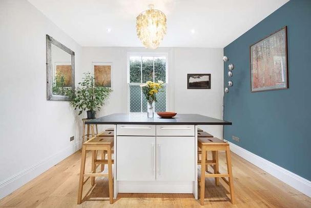 College Lane, London, NW5 - Photo 1