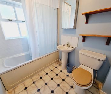 4 Bed Student Accommodation - Photo 5