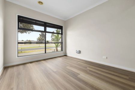 Modern Family Living in the Heart of Manor Lakes - Photo 4