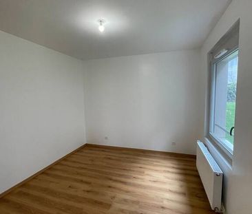 Location appartement Eybens 38320 2 pièces 46.82 m² - Photo 2