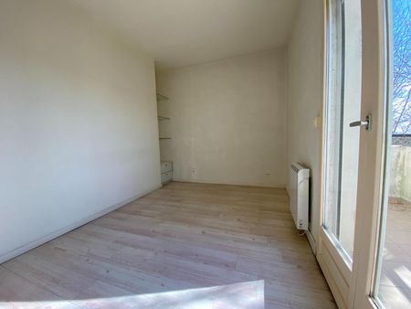 « AVIGNON IM - APPARTEMENT TYPE 3 DE 63.40M² AVEC BALCON » - Photo 5