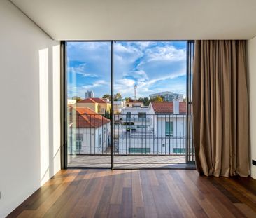 Apartamento T3 com estacionamento na Azarujinha, São João do Estoril - Foto 3