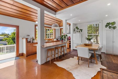 Two floors villa, Spacious room - Photo 5