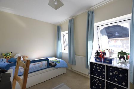 2 bedroom semi-detached house to rent - Photo 3