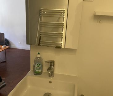 Location Appartement 1 pièce 30m² PARIS 9ème - Photo 6