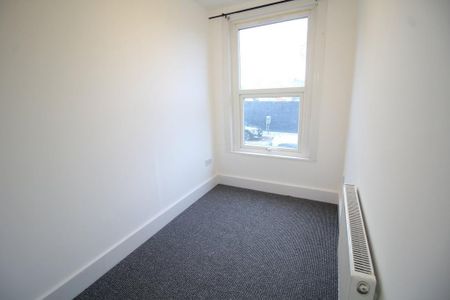 3 bedroom maisonette to rent - Photo 5