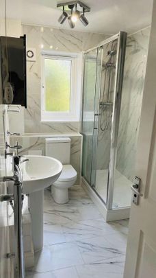 Highlands, Olympic Way, High Wycombe, HP13 - Photo 1