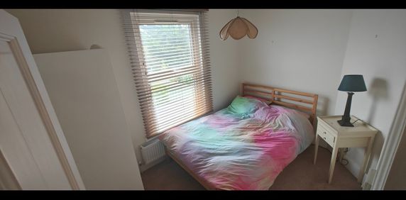 Room in a Shared House, Clarence Road, CR0 - Photo 2