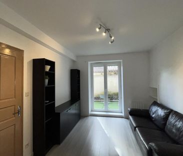 Appartement T2 meublé avec terrasse. - Photo 1