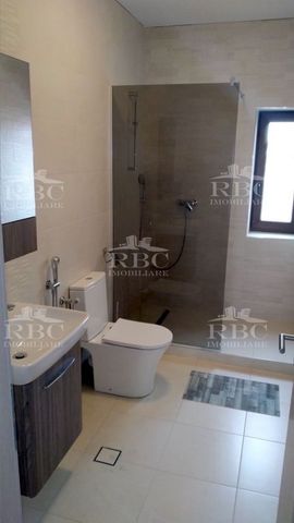 Casa pentru birouri 5 camere cu garaj in Gheorgheni - Fotografie 4