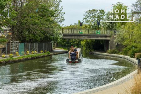 2 bedroom flat to rent - Photo 2