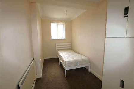 Honeycrag Close, Polegate, East Sussex, BN26 - Photo 3