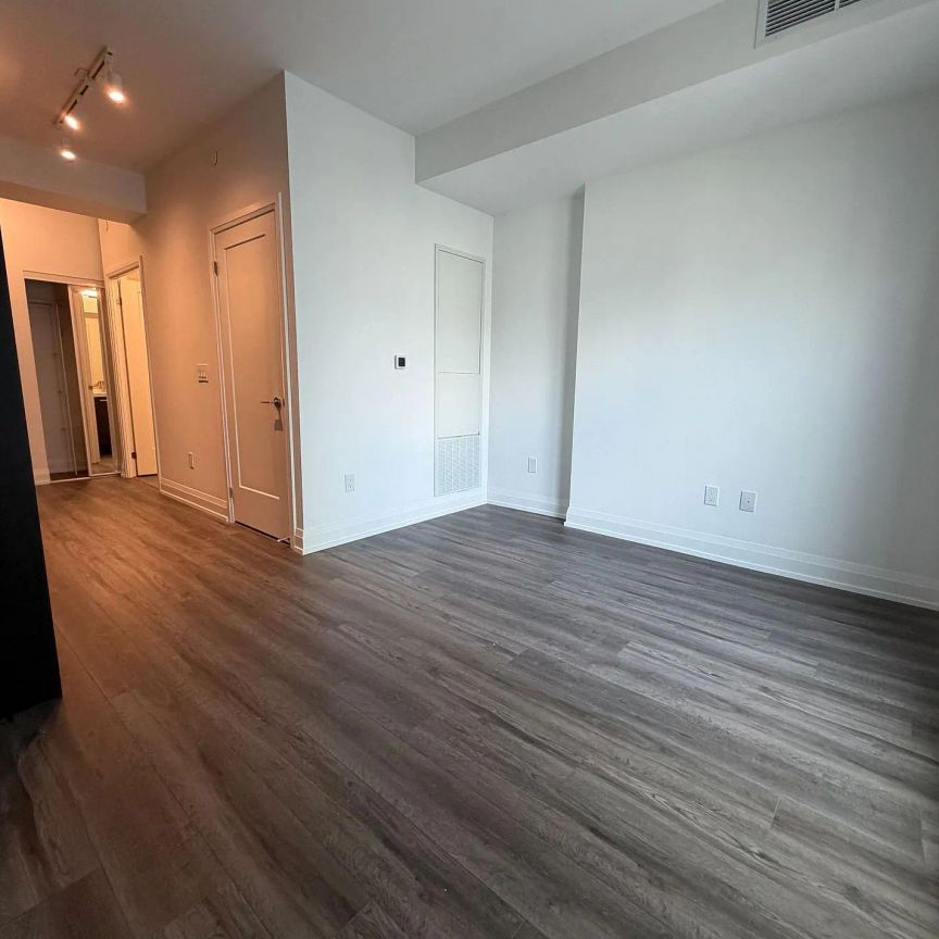 20 Soudan Avenue #1901 - Photo 1