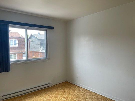 896 Rue Lussier - Photo 1