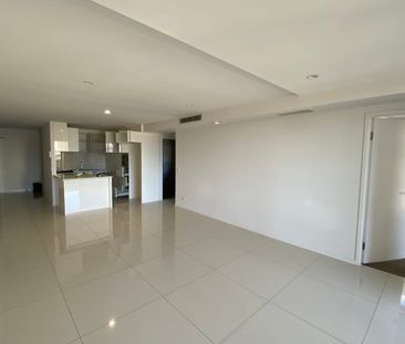 18/42 Sanders Street, Upper Mount Gravatt, Qld 4122 - Photo 2