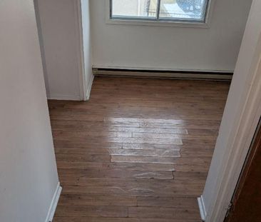 4 1/2 haut d'un triplex a Mtl-Nord - Photo 4