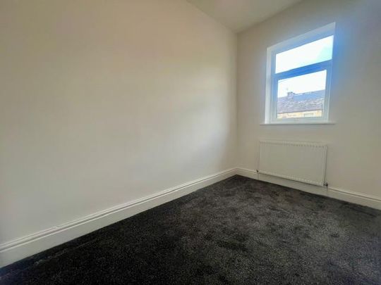 William Street, Accrington - Photo 1