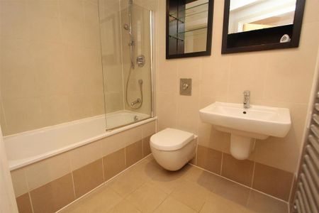 1 bedroom flat to rent - Photo 5