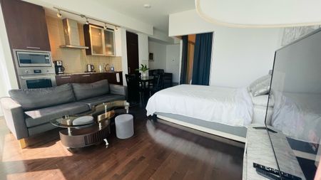 For Lease - 14 York Street Unit# 2004, Toronto, Ontario - Photo 3