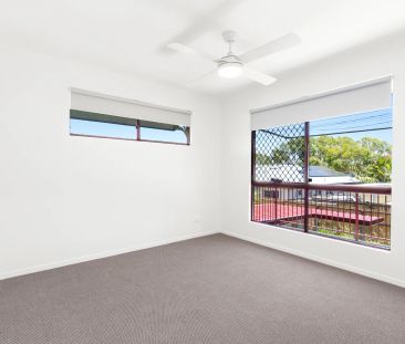 Freshly Renovated Unit in the Heart of Marcoola! - Photo 6