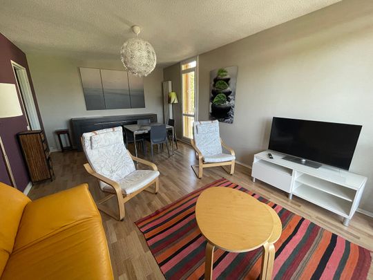 Location Appartement 4 pièces 84m² - Photo 1