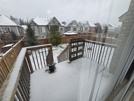 4 Bedroom home for rent in Wasaga Beach - Photo 1