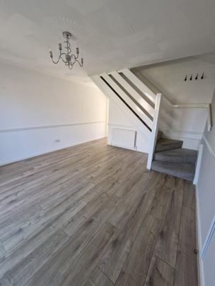 2 bedroom semi-detached house to rent - Photo 1