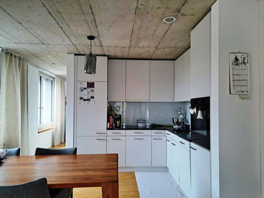 Moderne 3.5-Zimmerwohnung in Zentrumsnähe von Schlieren - Photo 1