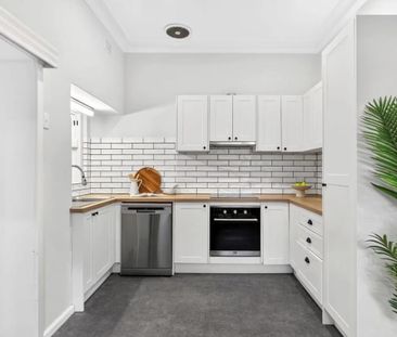 4-bedroom shared house, Patricia St - Photo 5
