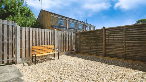 3 bedroom House To Let - Photo 1