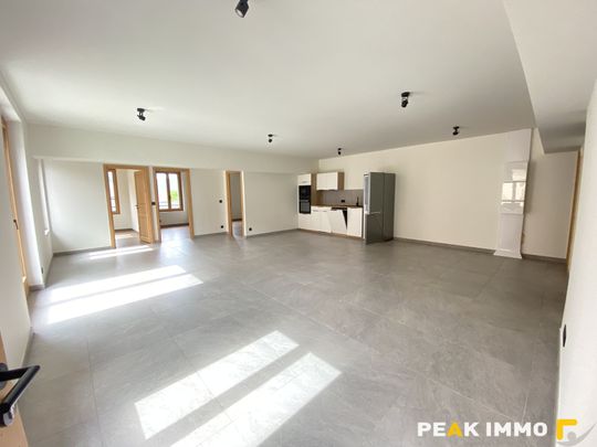Location Appartement 4 pièces 85m² SALLANCHES 74700 - Photo 1
