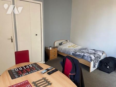 1 pièce/studio prox clinique st Hilaire/ place Boulingrin - Photo 2
