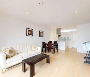 2 Bedrooms Flat to rent in Kensington Apartments, London E1 | £ 650 - Photo 1