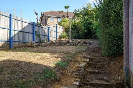 Warwick Road, Canterbury, CT1 - Photo 5