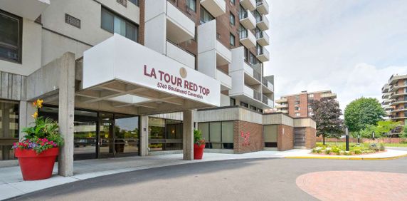 Bachelor Available At 5740 Cavendish Boulevard, Côte Saint-Luc - 5740 Cavendish Boulevard, Côte-Saint-Luc - Photo 2