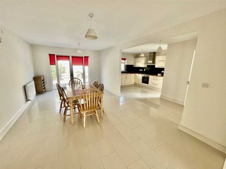 28 Aylesbury Avenue, Ferrybank, Waterford, County Waterford - Photo 3