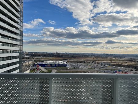 For Lease - 8 Interchange Way Unit# 2211, Vaughan, Ontario - Photo 5