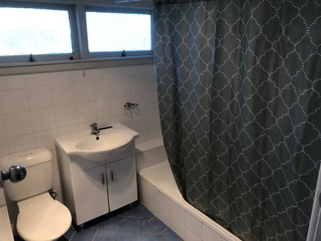 2 BEDROOM HOME WITH AIR CONDITIONING - Photo 5