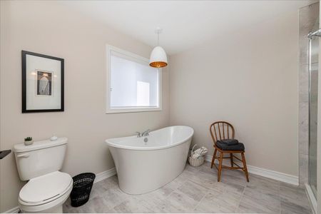 For Lease - 64 Foley Crescent, Collingwood, Ontario - Photo 3