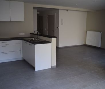 Appartement au rez-de-chaussée avec terrasse et jardin - Photo 5