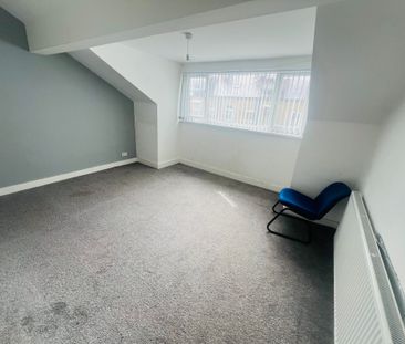 4 bedroom house to rent Leamington Street, Bradford, West Yorkshire... - Photo 2