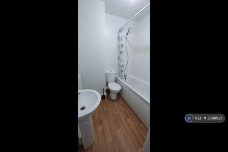 3 bedroom maisonette to rent - Photo 3