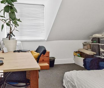 3 bedroom terraced house to rent - Photo 5
