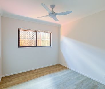 Large 2 Bedroom Duplex! - Photo 6