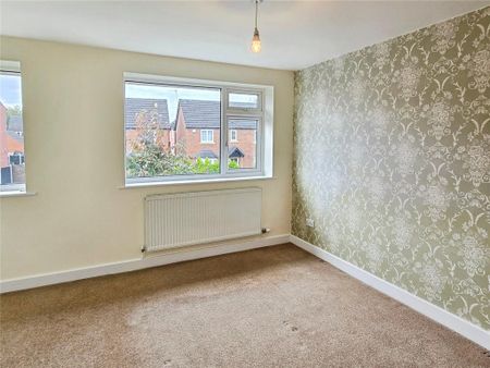 2 bedroom semi-detached house to rent - Photo 4
