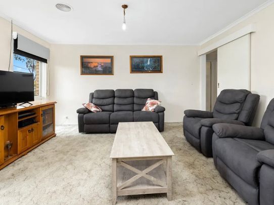 Hoppers Crossing - Photo 1