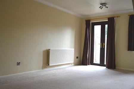 2 bedroom terraced house to rent - Photo 3