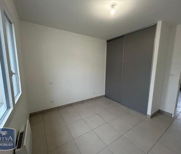 Location Maison 4 pièces 88m² LONS 64140 - Photo 3
